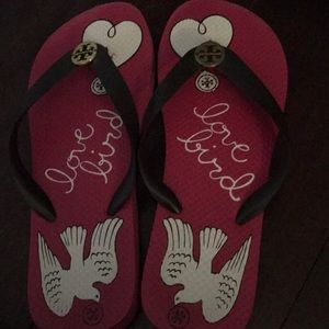 Tory burch flip flops